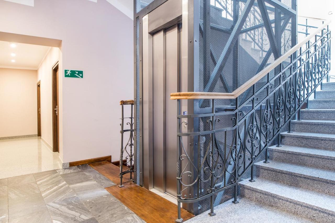 Aparthotel Old Town Красков Екстериор снимка